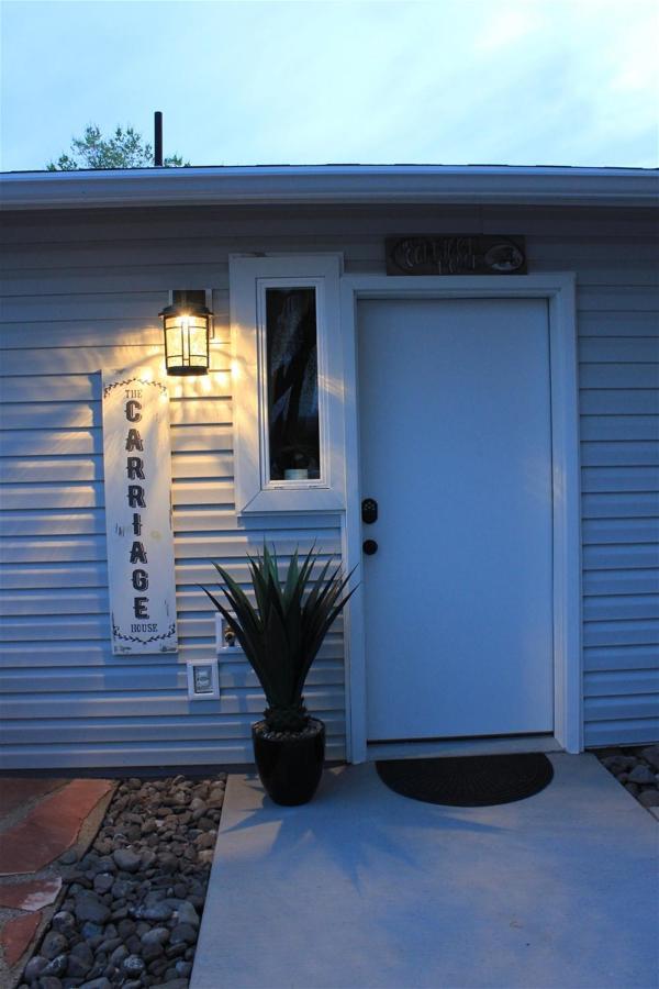 The Carriage House Villa Пейнгуич Екстериор снимка